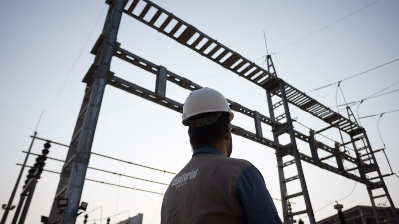 Equatorial Goiás supera 90 mil obras e serviços em 3 meses
