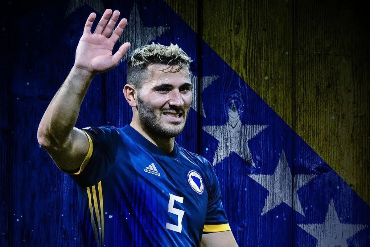 Escalações de Bósnia x Canadá: Dzeko não joga