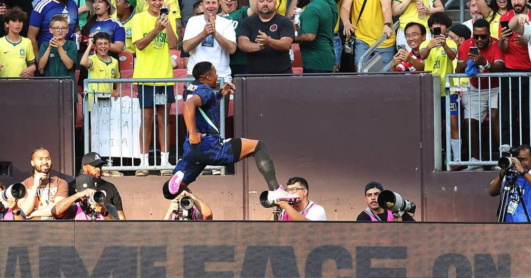 Brasil vence Egito, mas leva dúvidas para a Copa a uma semana da estreia