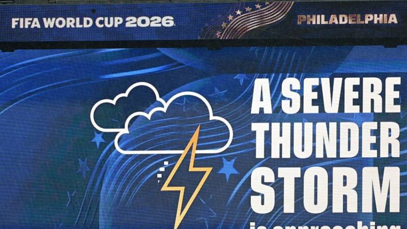 A tragédia que levou à paralisação de França x Iraque na Copa do Mundo