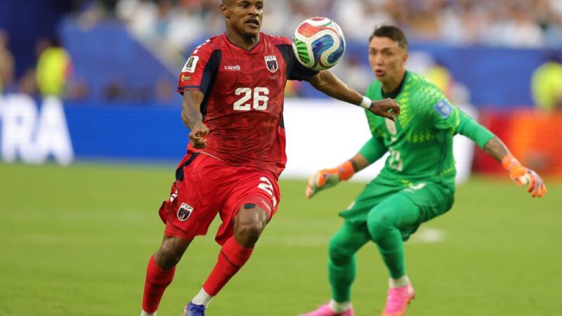 Cabo Verde marca gols, busca novo empate e complica Uruguai na classificação