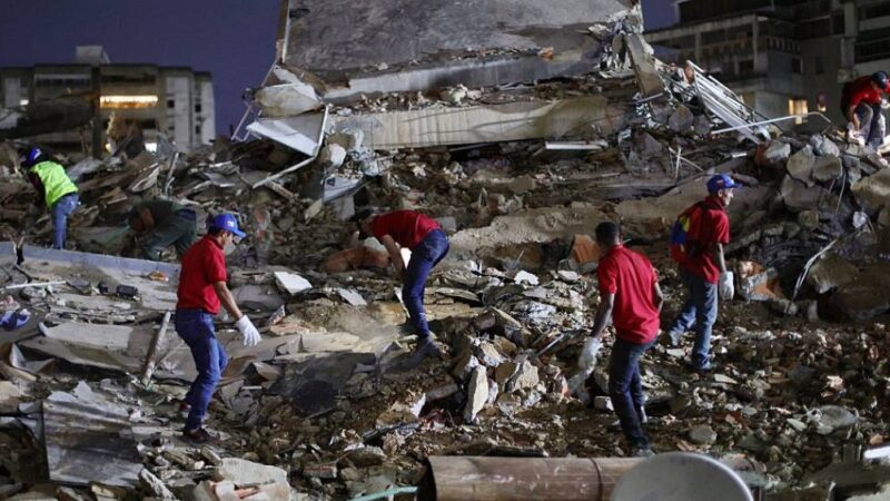 Número de mortos pelos terremotos na Venezuela sobe para 235