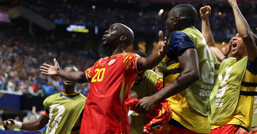 Classificação inédita: RD Congo vence Uzbequistão e avança ao mata-mata