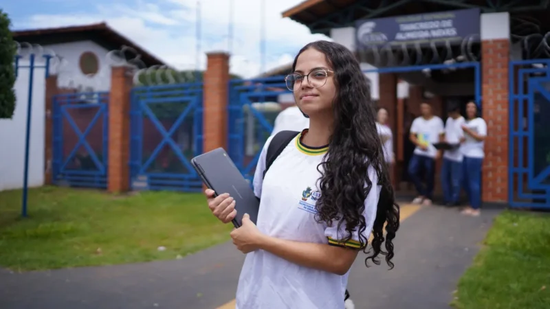 Goiás reduz analfabetismo para 3,5% e bate recorde histórico