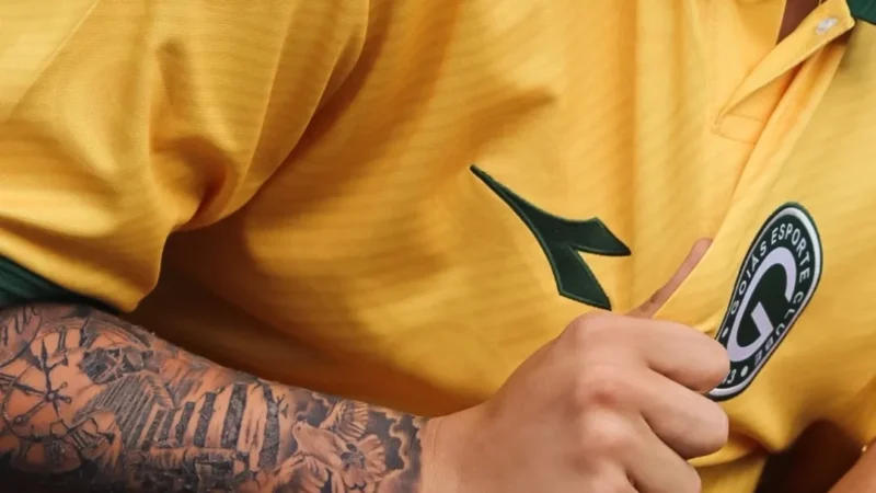 Goiás vende camisa inspirada na seleção; como comprar