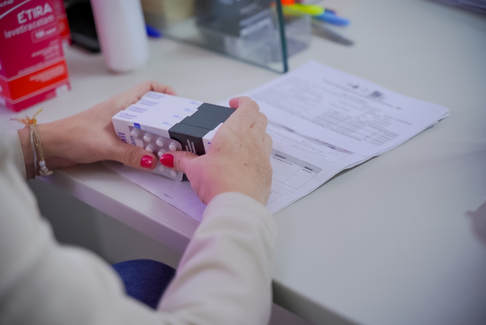Governo amplia acesso a medicamentos de alto custo no estado