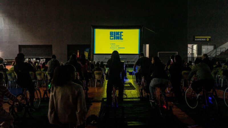 Governo de Goiás leva BikeCine sustentável ao Fica 2026