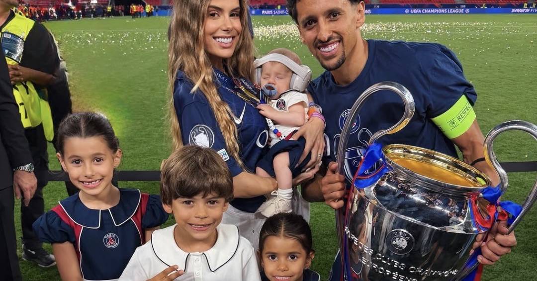 Mulher de Marquinhos responde críticas por reclamar de malas na Copa