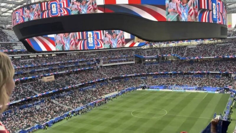 O ex-jogador mais vaiado no estádio de Los Angeles