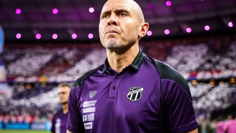 Mozart está na mira do Goiás para substituir Daniel Paulista