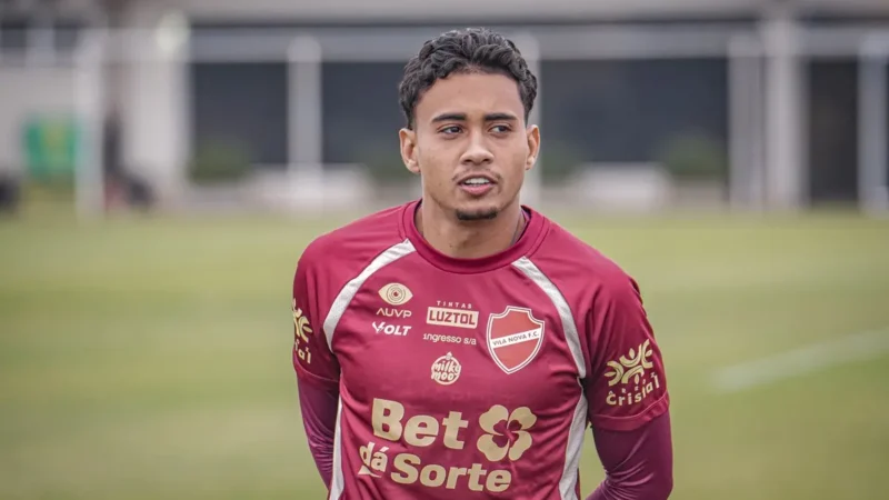 Nathan Camargo segue os passos de Maguinho no Vila Nova