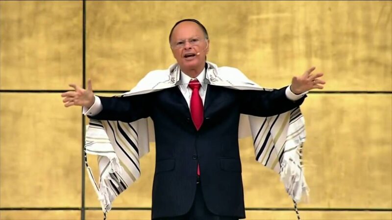 PF faz operação contra banco de Edir Macedo