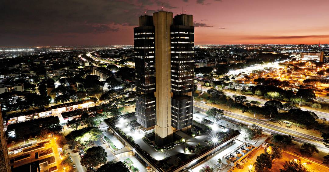 Corte da Selic melhora expectativas, mas exige cautela, dizem analistas