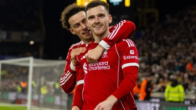 Principal jogador da Escócia troca Liverpool por Tottenham