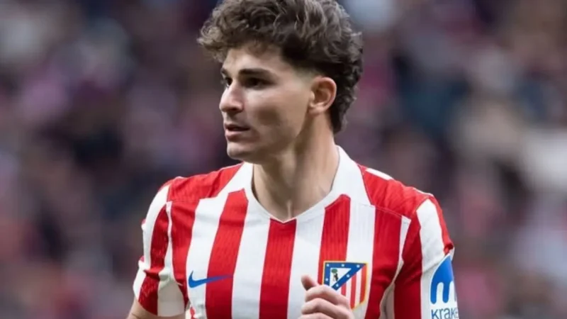 Real oferece 150 milhões de euros por Álvarez; Atlético nega