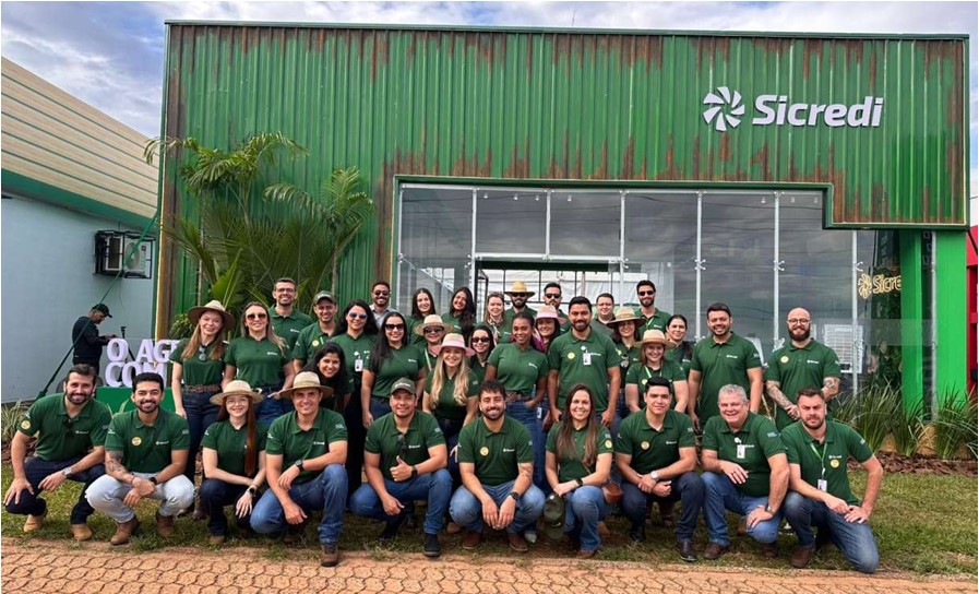 SICREDI NA TECNOSHOW 2026 – Oeste Goiano