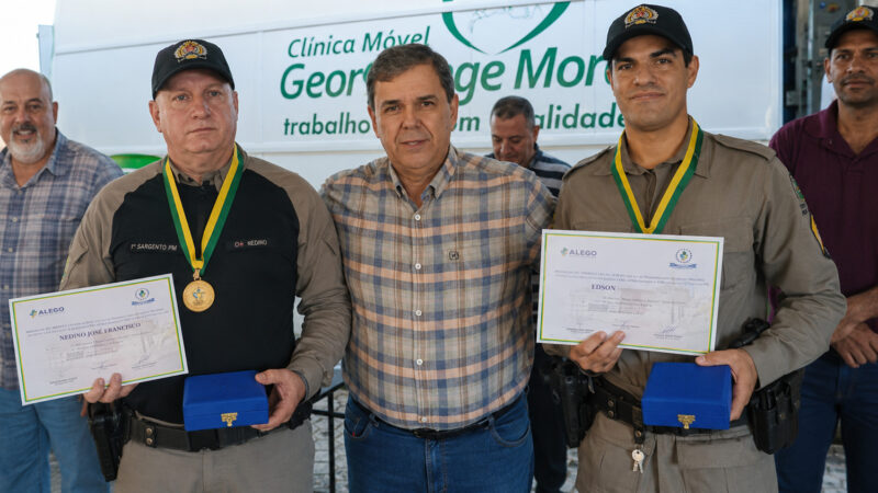 Sargentos do 12º BPM recebem Medalha Pedro Ludovico