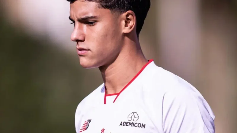 Suíça monta estratégia para ‘seduzir’ lateral do São Paulo;