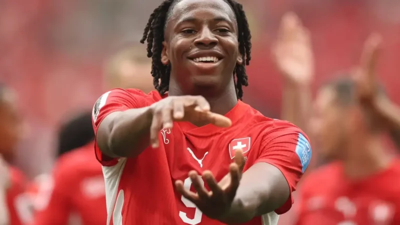 Suíça vence o Canadá e termina o grupo B da Copa na liderança