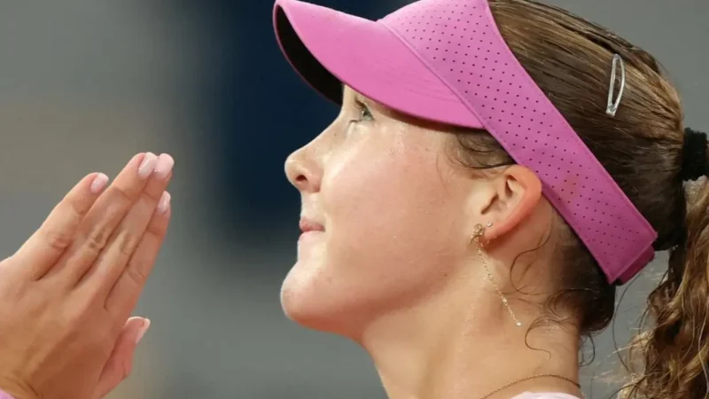 Tenista russa de 19 anos é campeã de Roland Garros