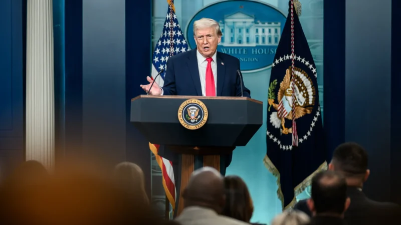 Trump é recebido com vaias em jogo das finais da NBA; veja vídeo