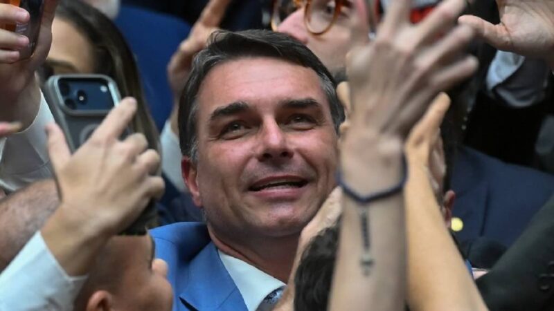 Por que Flávio Bolsonaro tem o que comemorar na nova pesquisa Genial/Quaest