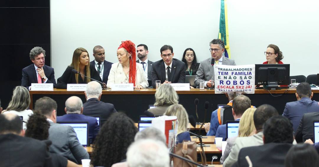 O rombo bilionário que o fim da escala 6×1 pode deixar nas prefeituras
