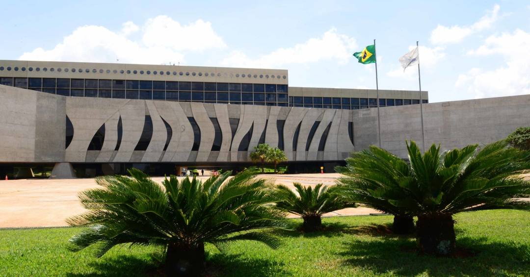 Candidato a delator promete revelar figurões da República que compraram decisões no STJ