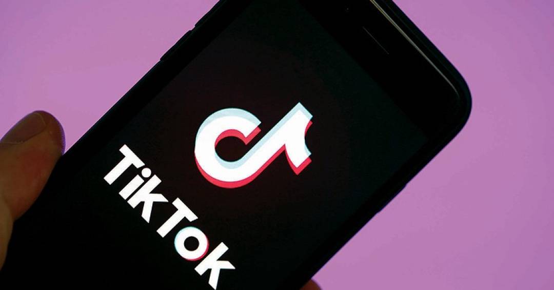 TikTok é alvo de nova denúncia na UE por não proteger menores de idade