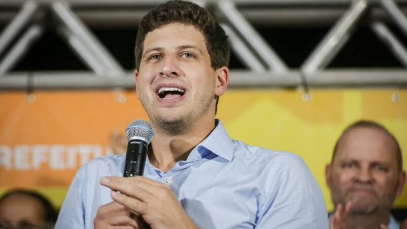 Justiça Eleitoral nega remoção de post em que MBL sugere que João Campos está bêbado