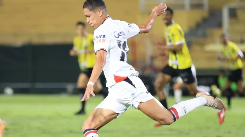 Anápolis vence a primeira fora de casa com goleada
