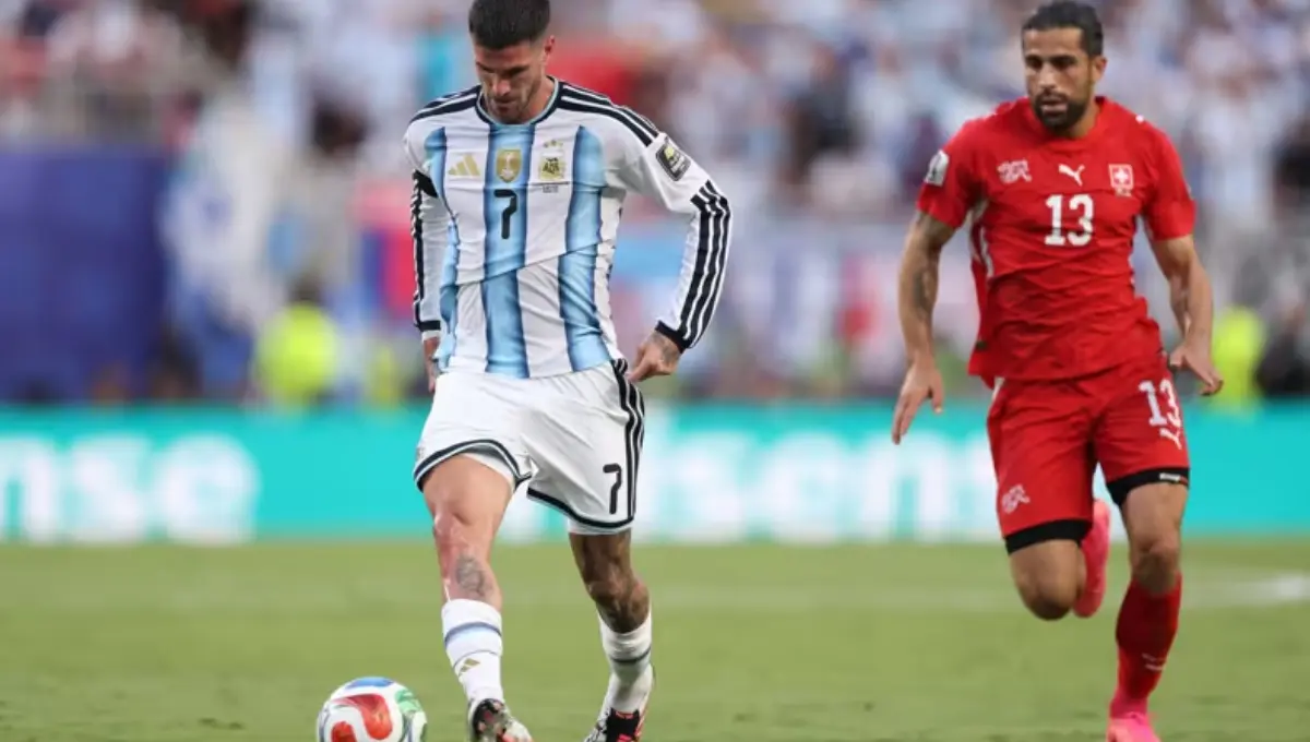 Argentina faz 1º tempo ruim de novo, mas tem 1 a 0 no placar