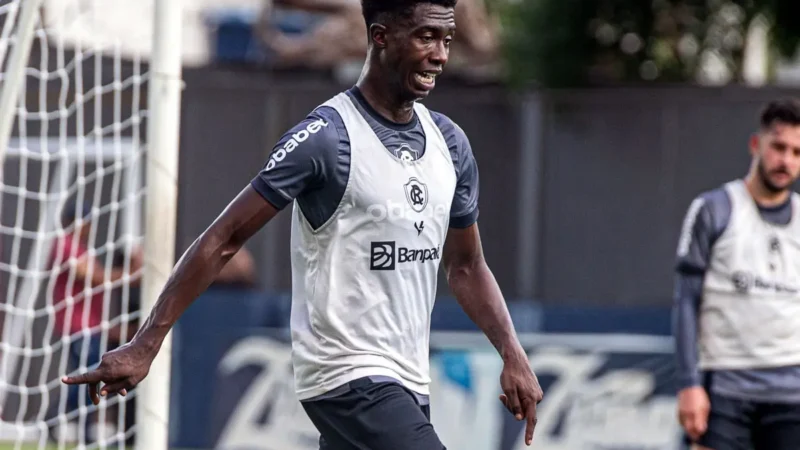 Atlético acerta contratação do atacante João Pedro