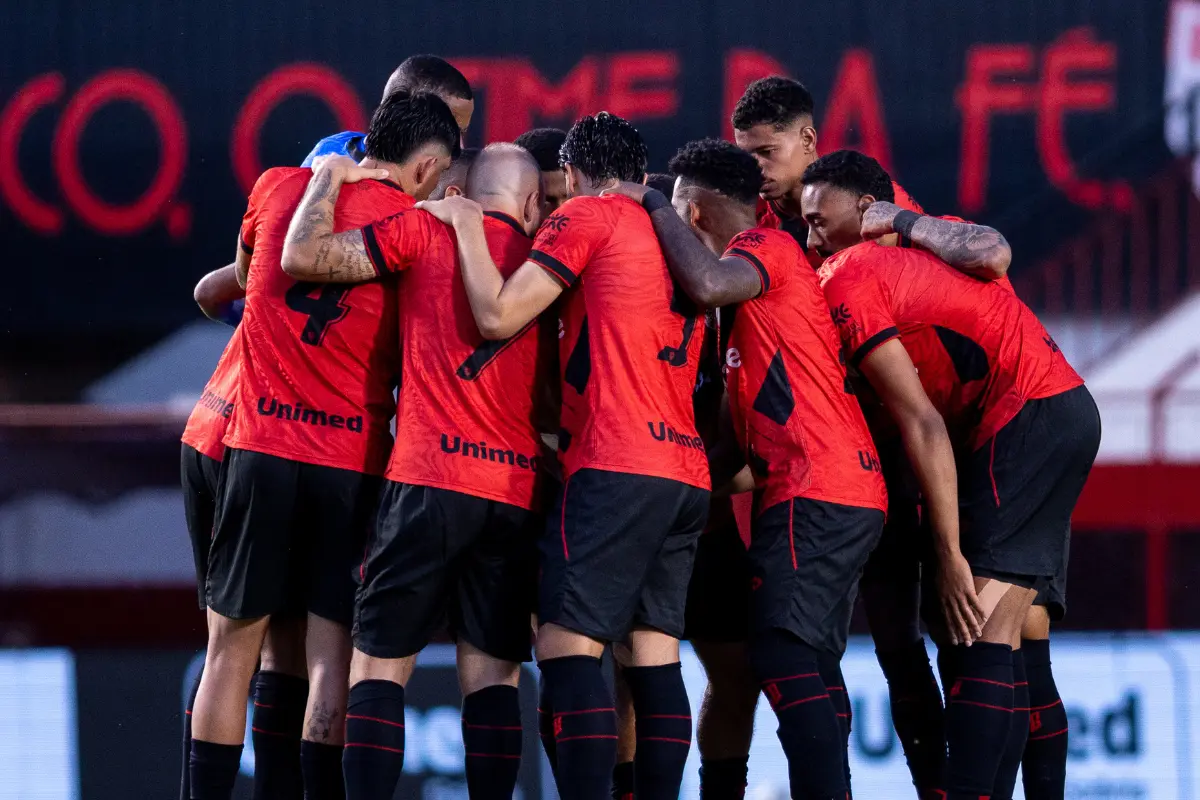Atlético fecha primeiro turno da Série B a dois pontos do G-6