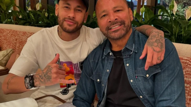 “Filho, continue a jogar futebol”, pede Neymar Pai