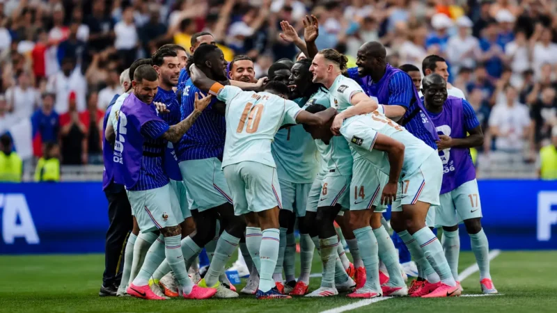Geração de Mbappé repete feito do Brasil e põe França na história