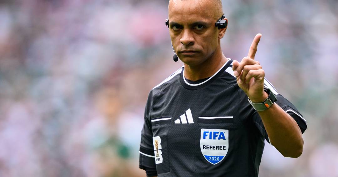 Árbitro brasileiro está entre candidatos a apitar final da Copa do Mundo; entenda cenários