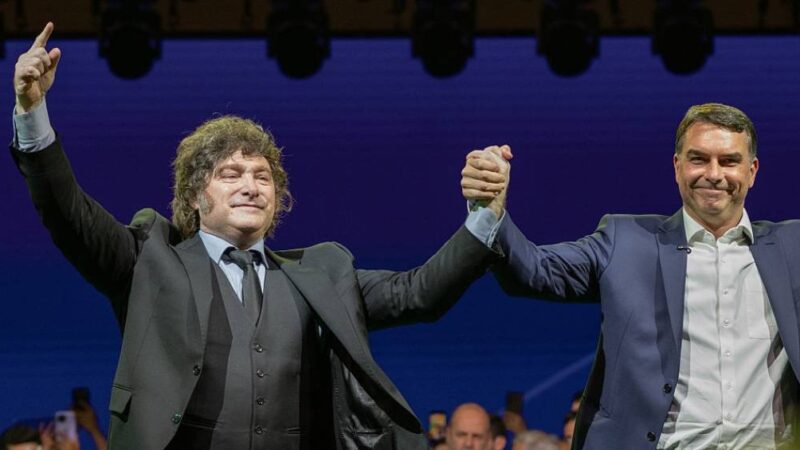 O revés para Flávio Bolsonaro no episódio com Milei