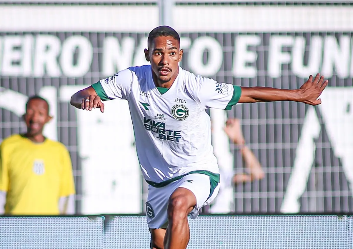Goiás derrota Ponte e chega ao quarto jogo de invencibilidade