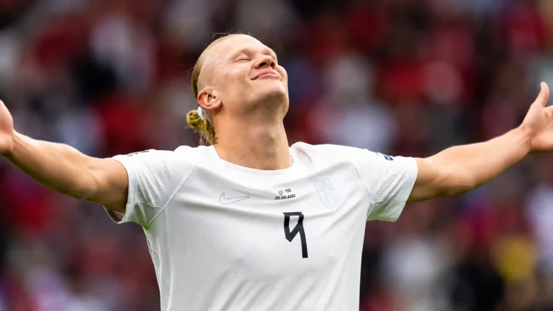 Haaland vê poucas chances da Noruega contra o Brasil.