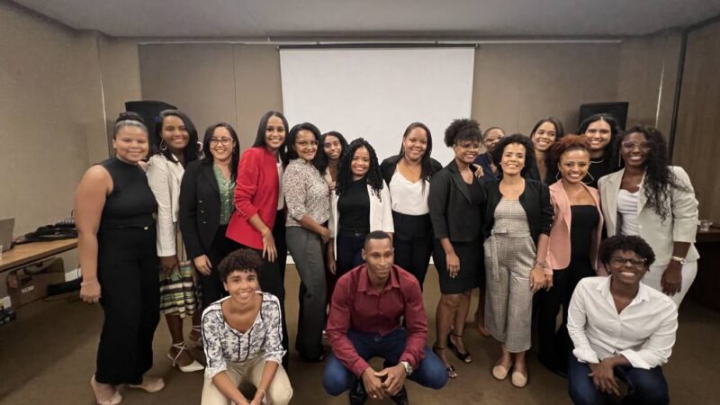 Programa oferece 100 vagas gratuitas para capacitar jovens negros para mercado jurídico
