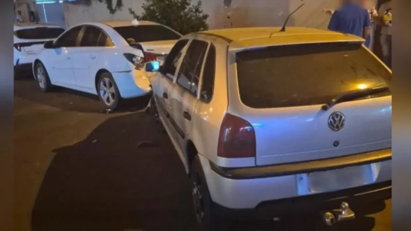 Idoso embriagado bate em carro e tenta fugir em Jataí