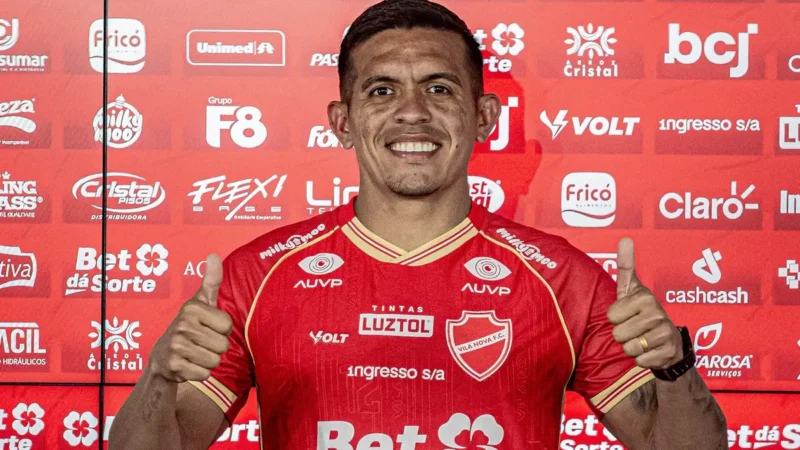 Igor Carius chega ao Vila Nova de olho no acesso