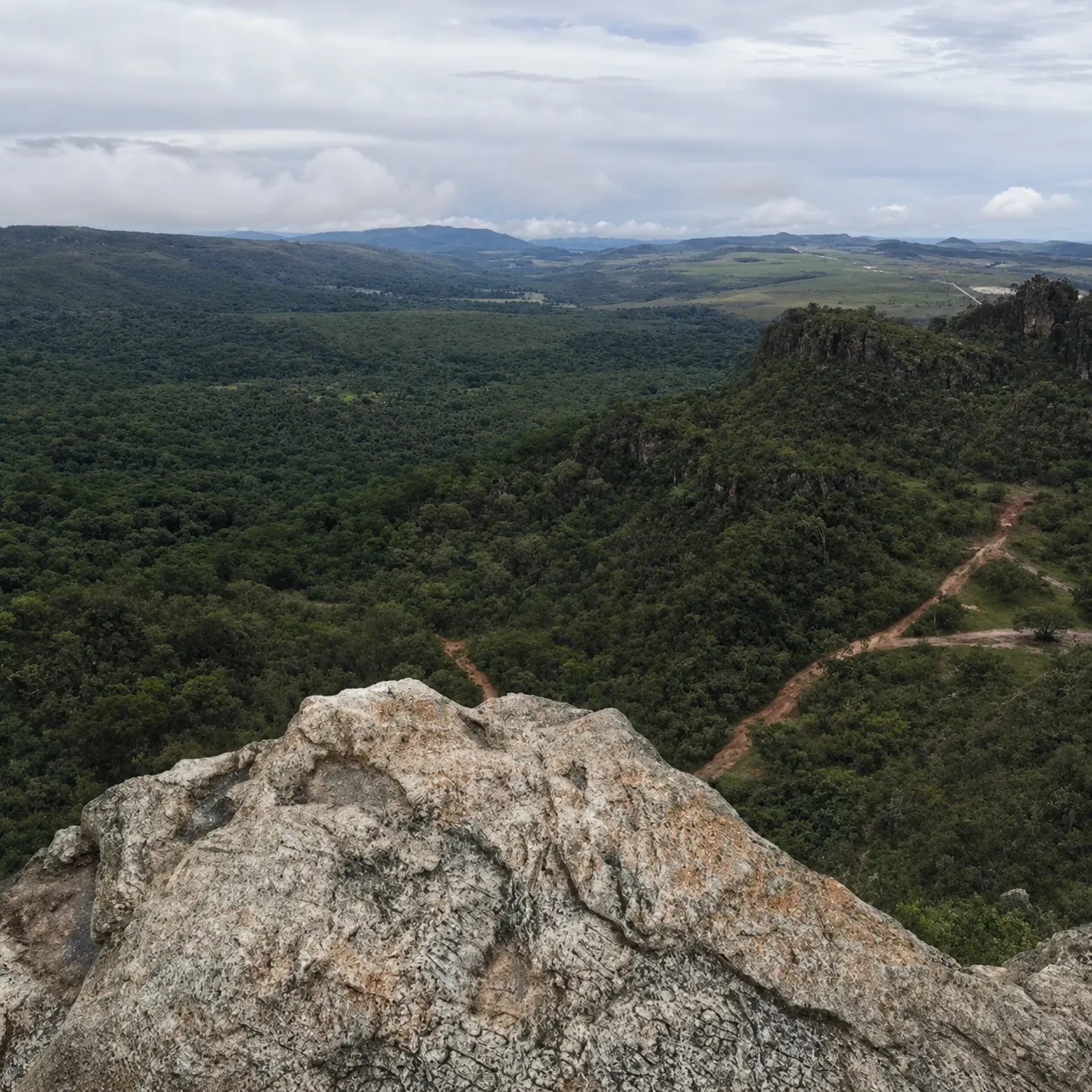 Imperador do Divino caiu cerca de 30 metros nos Pireneus