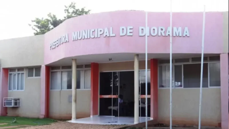 Inscrições para processo seletivo da Prefeitura de Diorama com salários de até R$ 3,6 mil entram na reta final