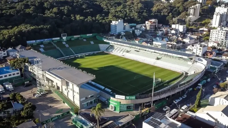 Juventude x Vila Nova; confira as escalações das equipes
