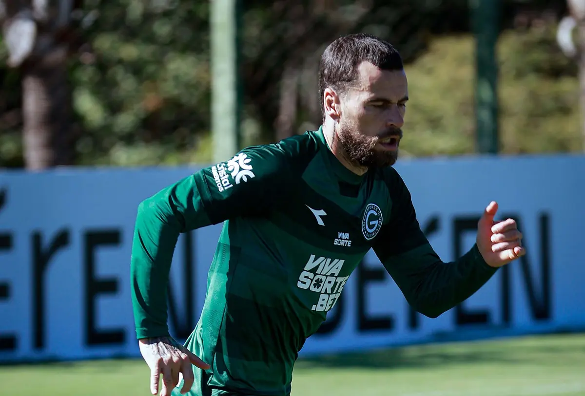 Lucas Lima afirma que não está feliz com o próprio rendimento