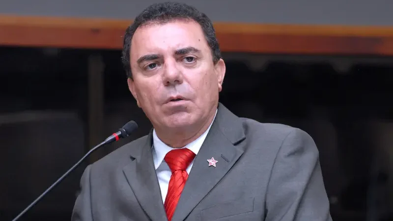 Luís César condiciona pré-candidatura ao governo de Goiás à decisão de Lula e da direção nacional do PT