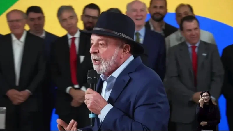 Lula corneta a seleção: Que vergonha!