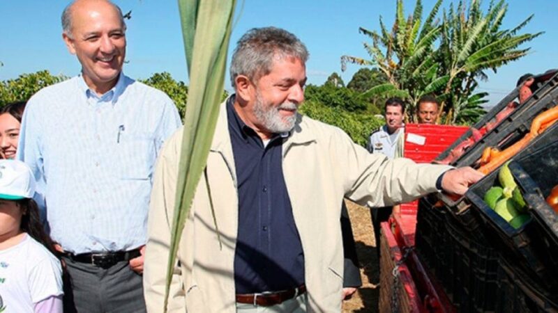 O ‘namoro’ do PT e de Lula com o ex-inimigo José Roberto Arruda